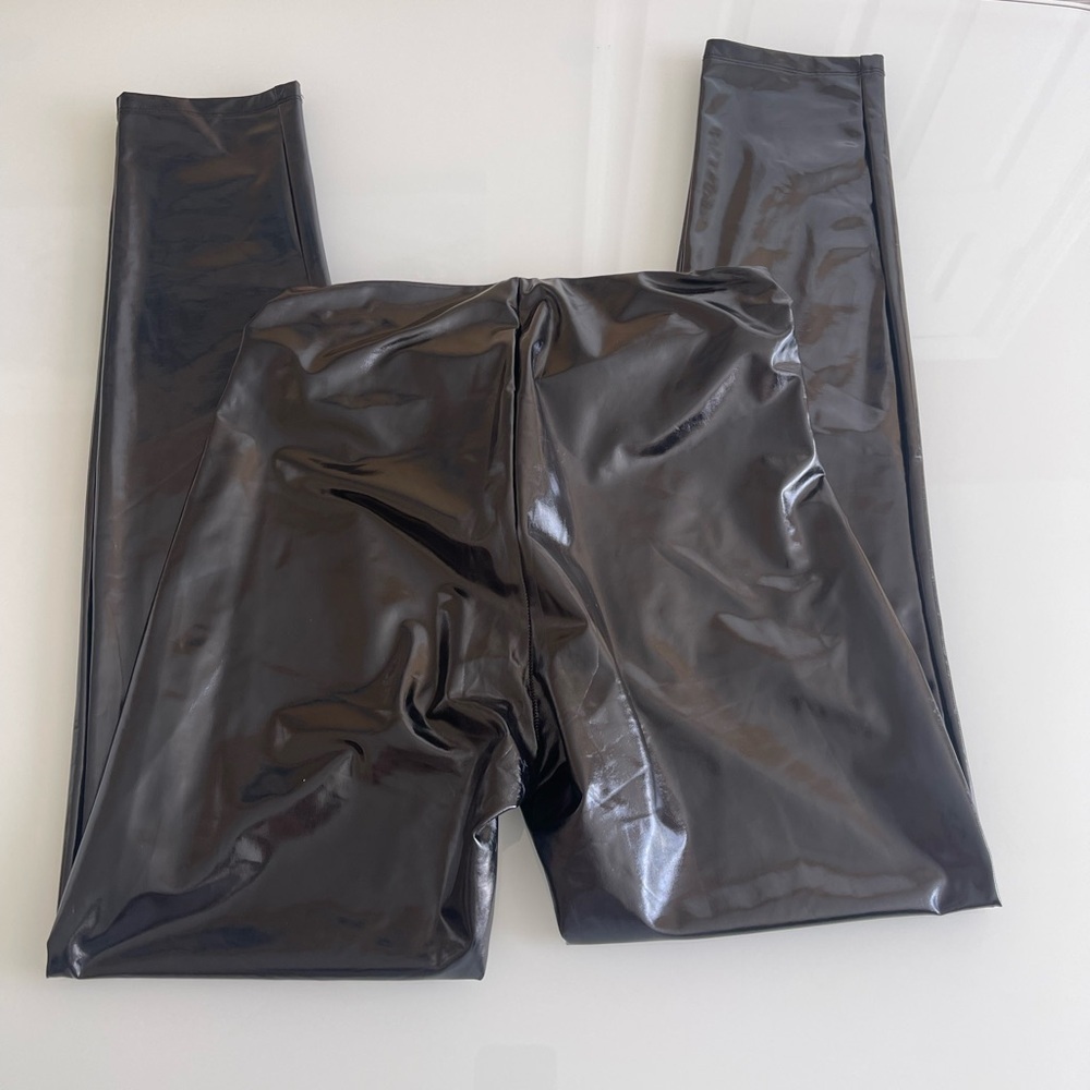 H&M Divided black faux pantent leather vinyl leggings - Picture 10 of 14
